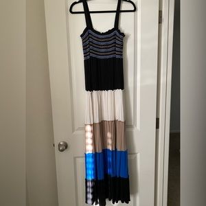 Maxi Dress- Women’s Medium